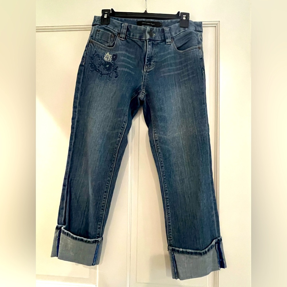 Beautiful Acid Washed Calvin Klein Capris with Embroidery and Bead Detail Size 4